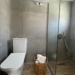 Hotel Australia *