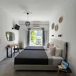 Australia Hotel