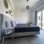 Australia Hotel