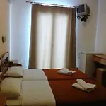 Hotel Australia