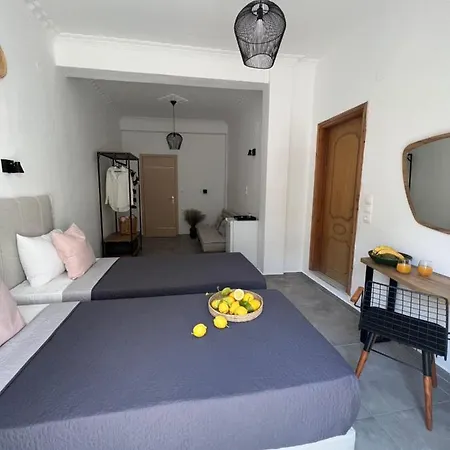 Hotel Australia *