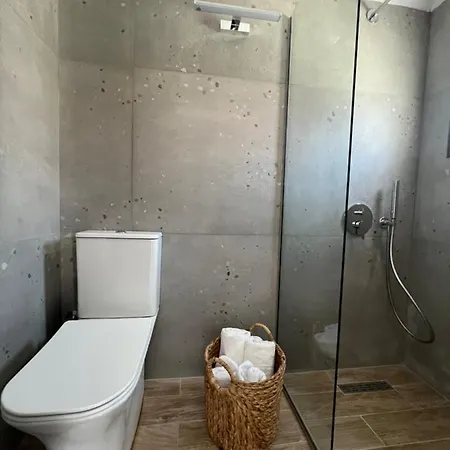 Hotel Australia *