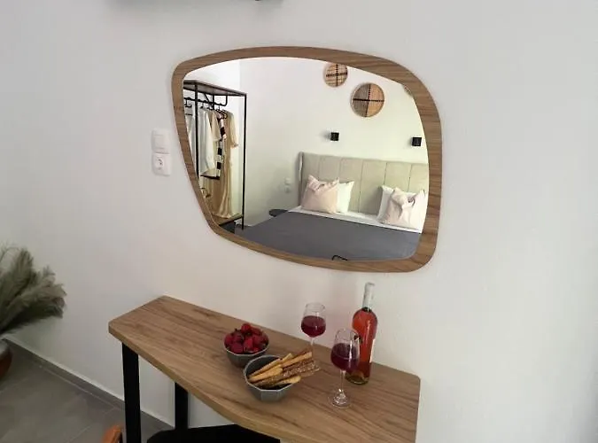 Australia * Skiathos Chora